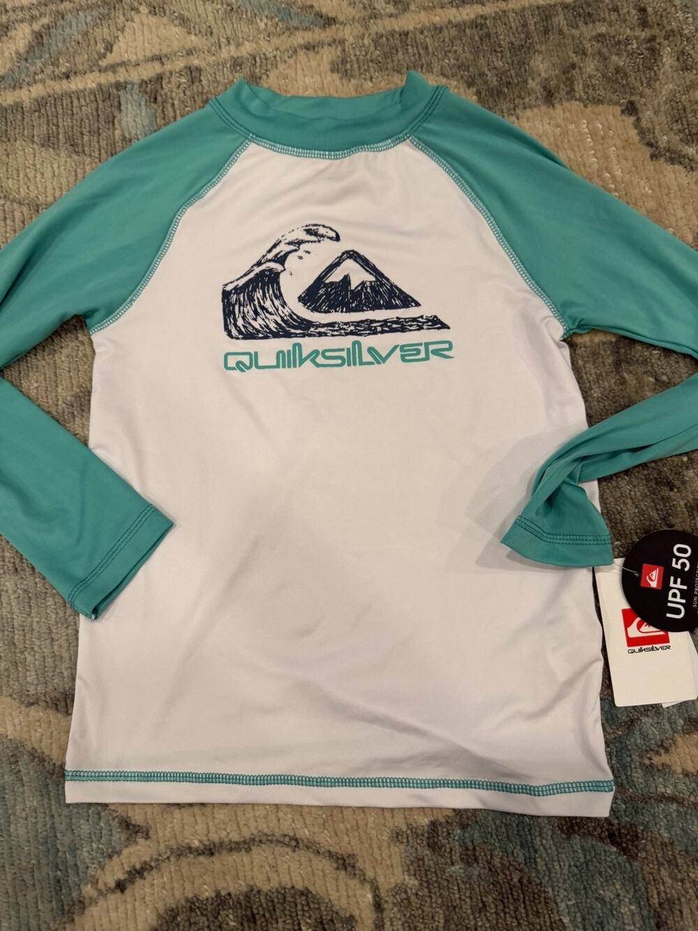 Quiksilver Boys Sz 7 Long Sleeve Rash Guard Swim Shirt White UPF 50 NWT $50